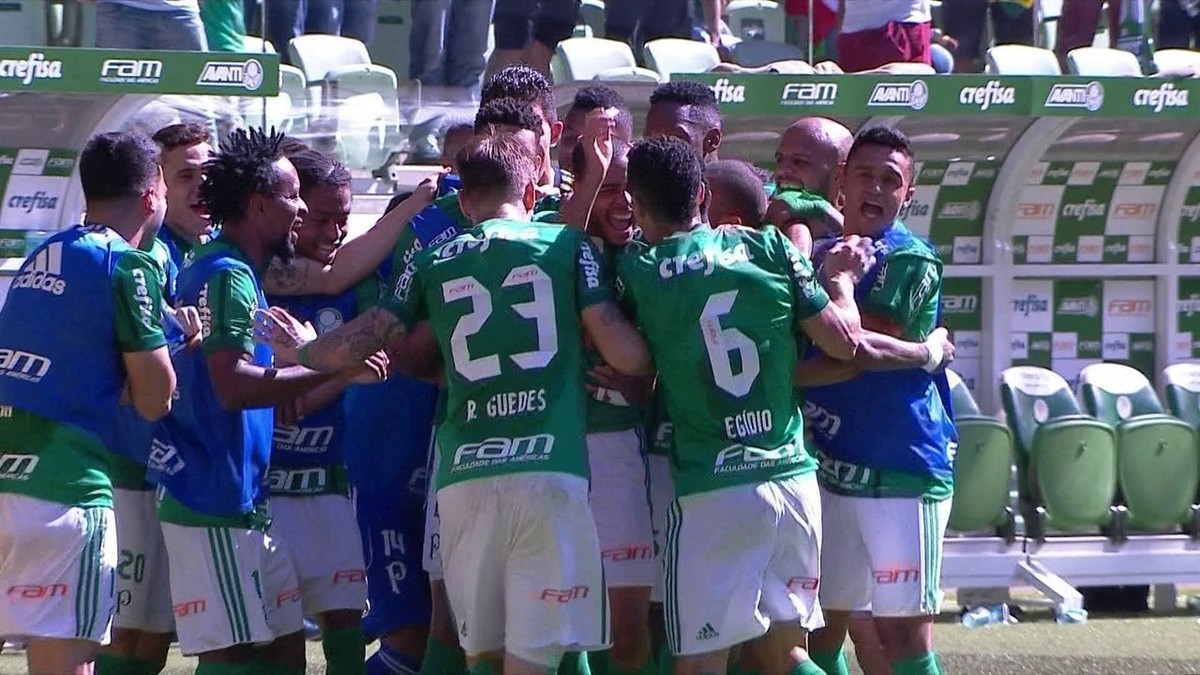 Dono Da Camisa Do Palmeiras Mayke Dedica Seu Gol Ao Ex Goleiro