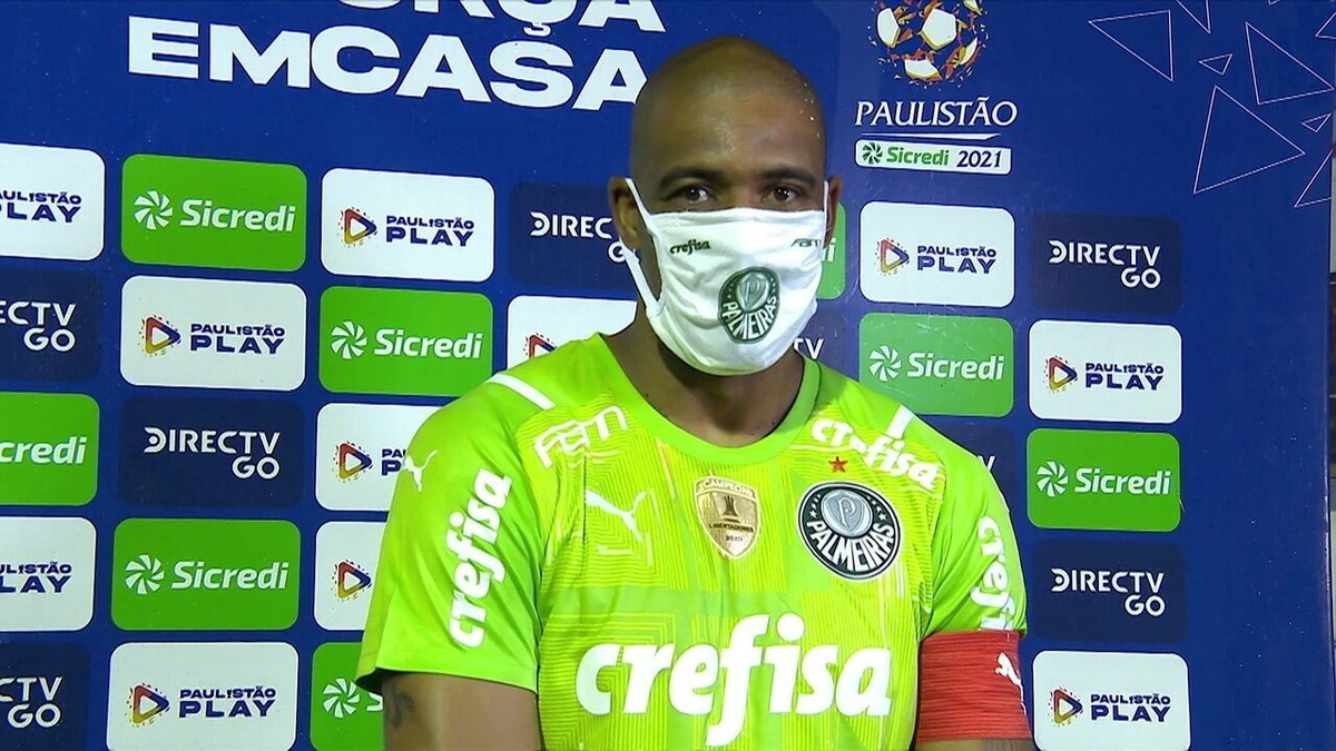 Jailson Ou Vinicius Silvestre Palmeiras Tem Disputa Aberta Por Vaga De