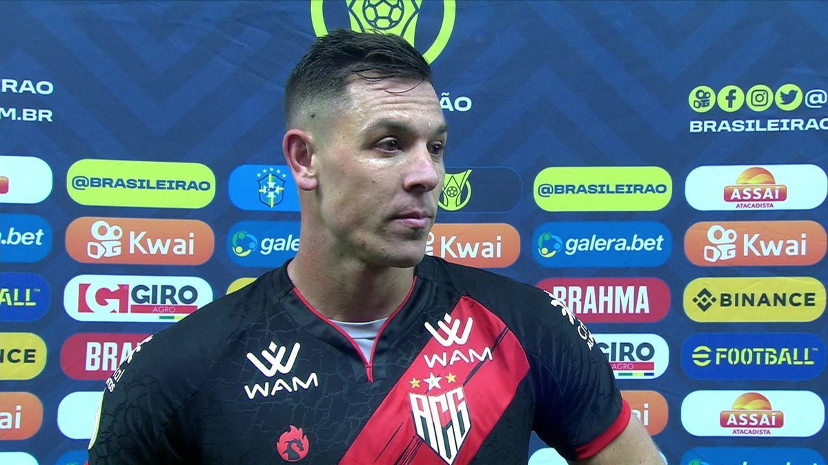 Churín quebra jejum de gols e diz que Atlético GO poderia ter vencido o