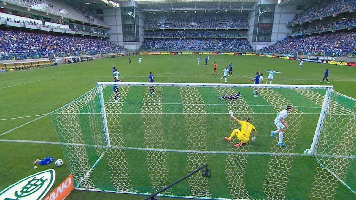 Vaiado No Cruzeiro Gilberto Supera Dois Meses Sem Marcar Bola Tem