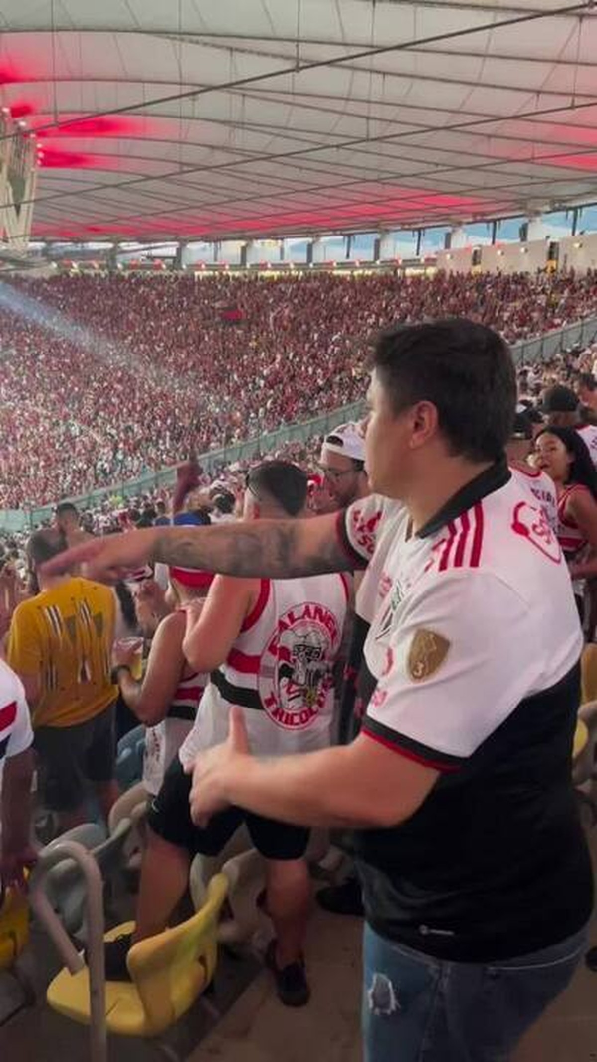 Campe O Mundial O S O Paulo Assiste Final No Meio De Torcida No