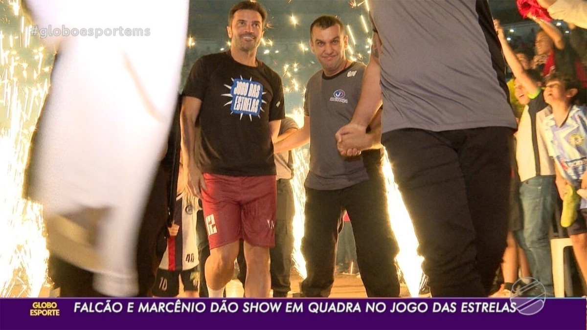 Falcão e Marcênio dão show em quadra no Jogo das Estrelas em Campo