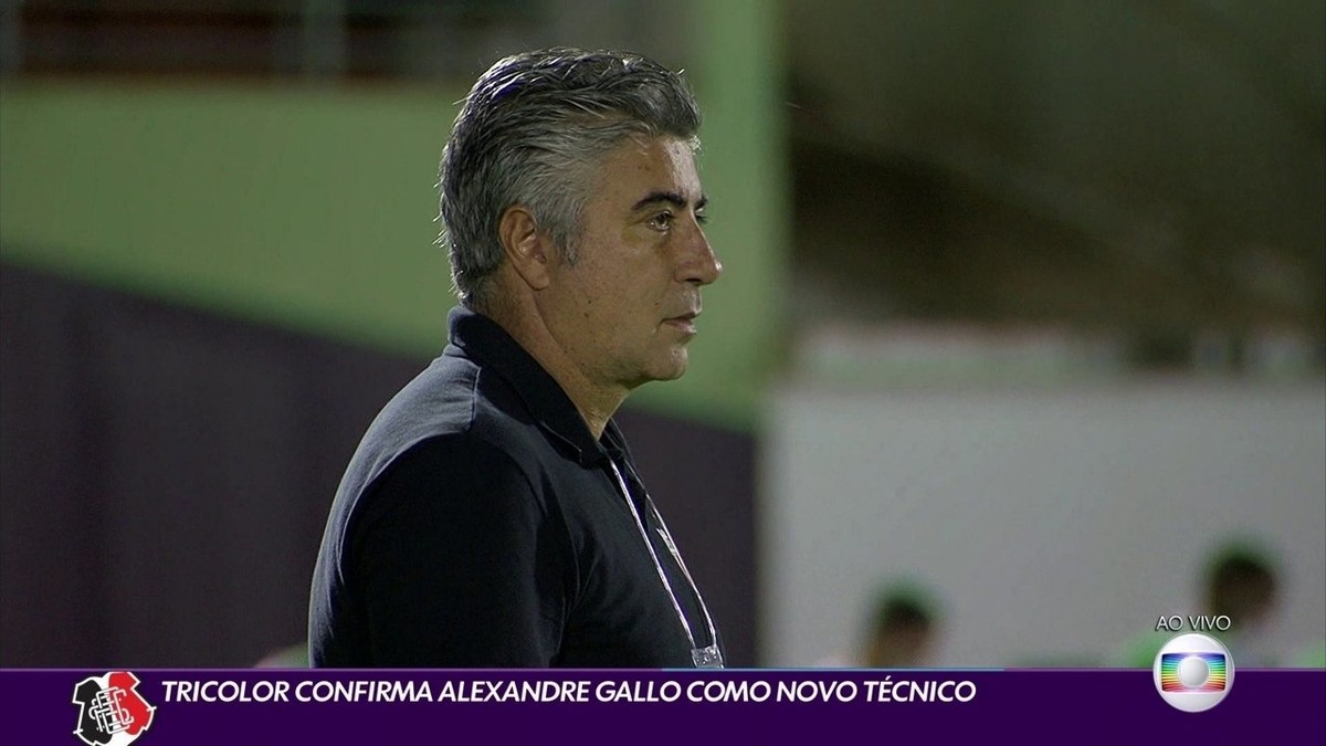 Alexandre Gallo Exalta Torcida Do Santa Cruz Na Chegada Ao Recife