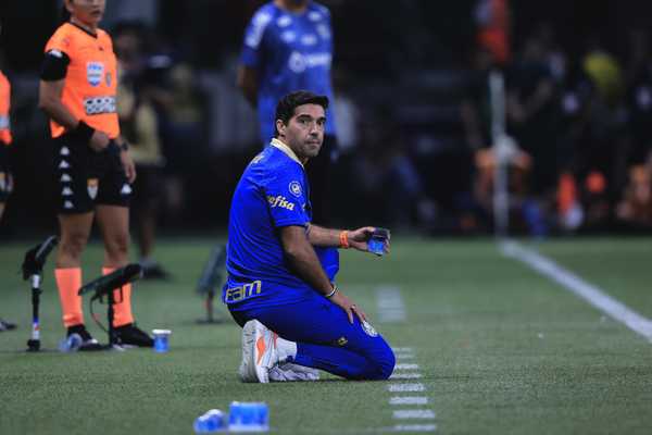 Abel Ferreira conquista recorde de títulos como técnico do Palmeiras.