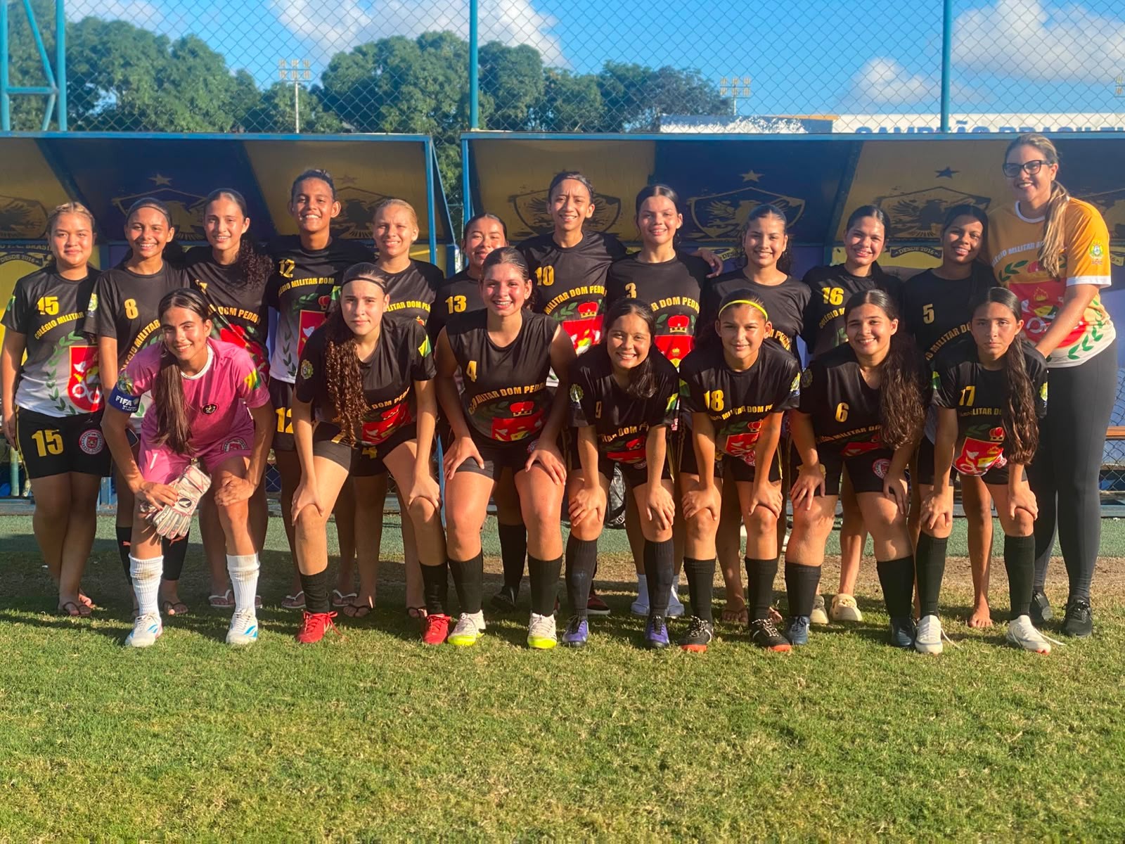 Colégio Militar Dom Pedro II empata na estreia no futebol feminino nos JEBs Sub-18, em PE