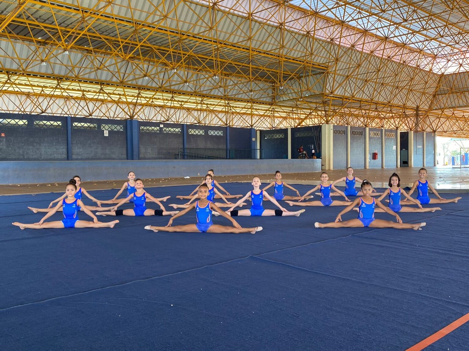 De graça, aula de ginástica rítmica infantil segue com inscrições ...