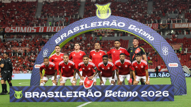 Time do Inter antes de partida com Palmeiras no Beira-Rio