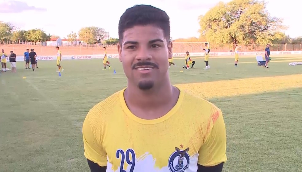 Wanderson no primeiro treino do Pombal — Foto: Reprodução / TV Paraíba