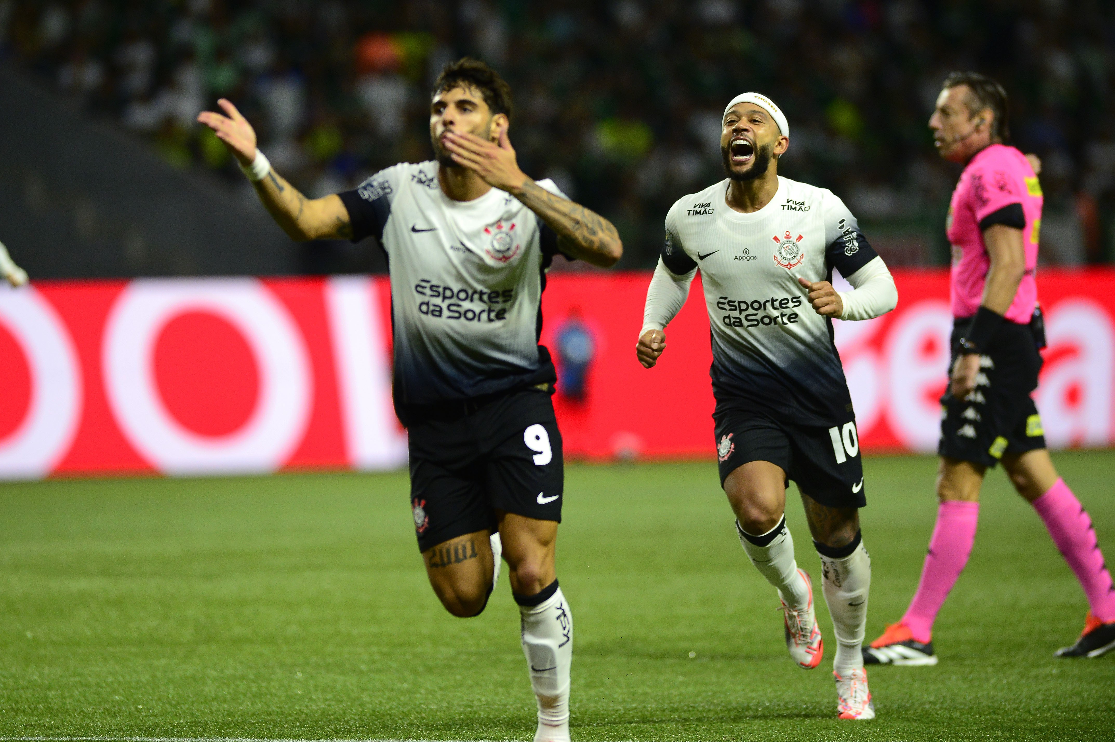 Corinthians neutraliza Palmeiras na primeira final com mudança tática de Ramón Díaz