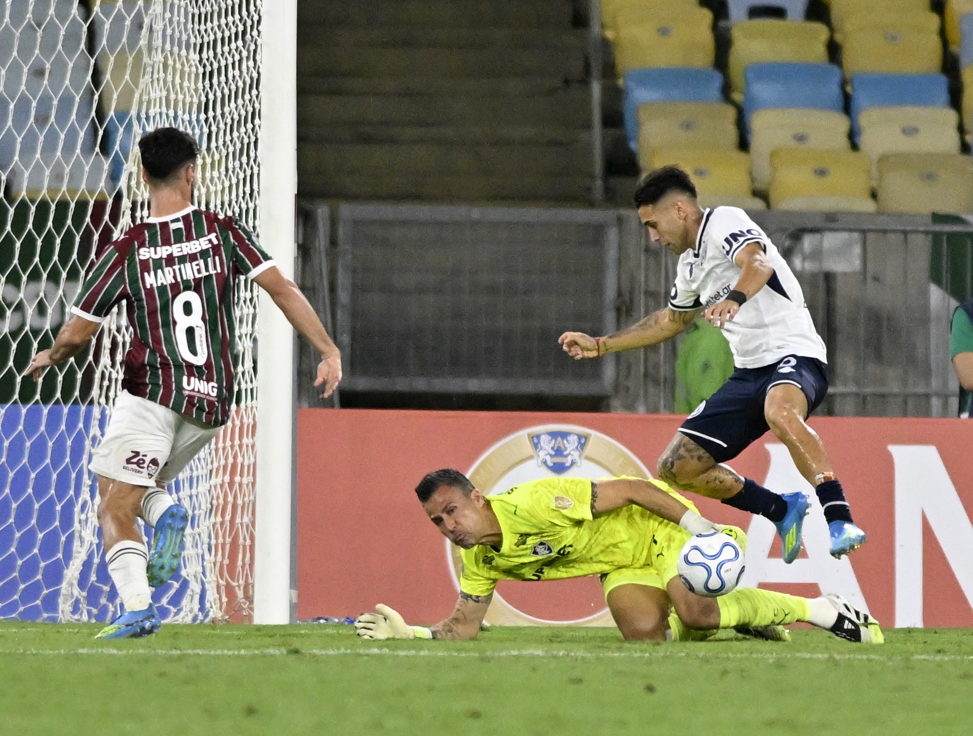A tempestade perfeita que mergulhou o Fluminense no caos