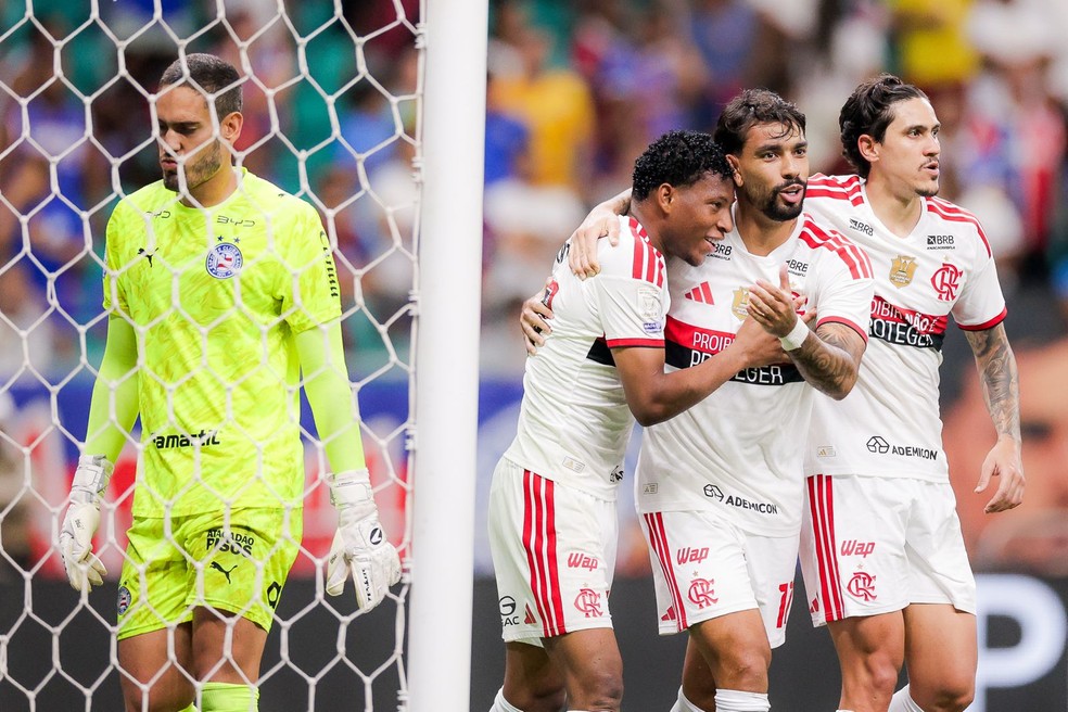 Plata, Paquet� e Pedro no Bahia x Flamengo � Foto: Gilvan de Souza / Flamengo