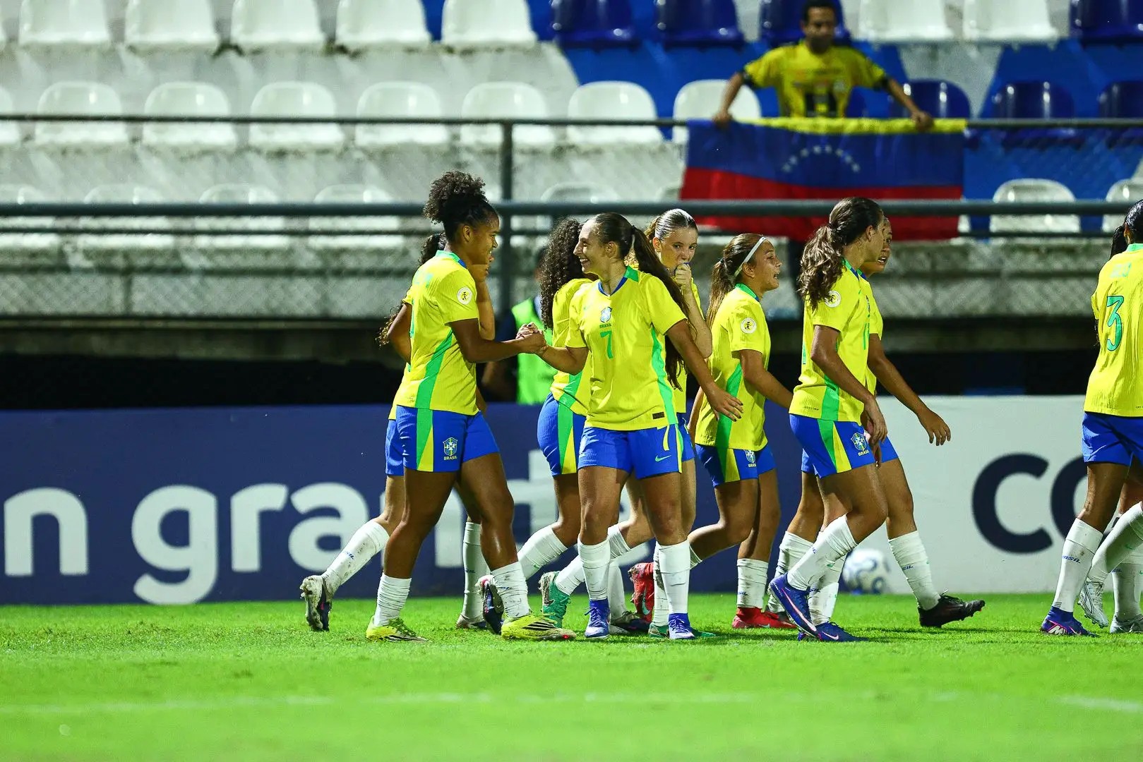 Brasil vence o Chile nos pênaltis, vai à final do Sul-Americano Sub-17 Feminino e garante vaga no Mundial