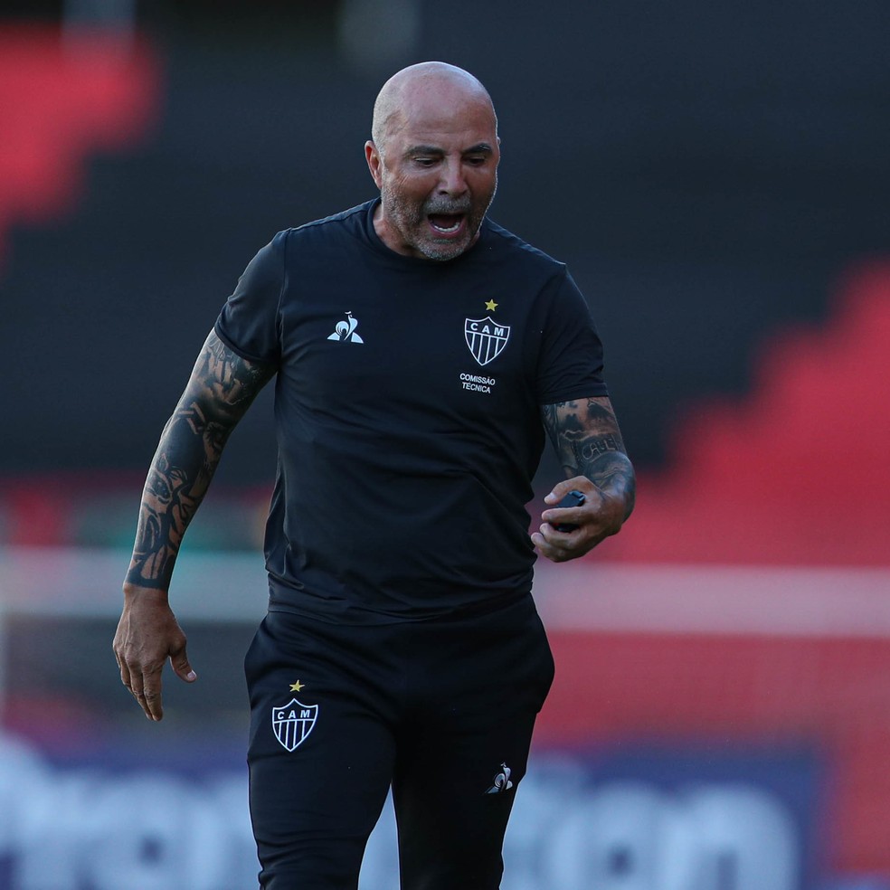Atlético-MG oficializa a contratação de Jorge Sampaoli