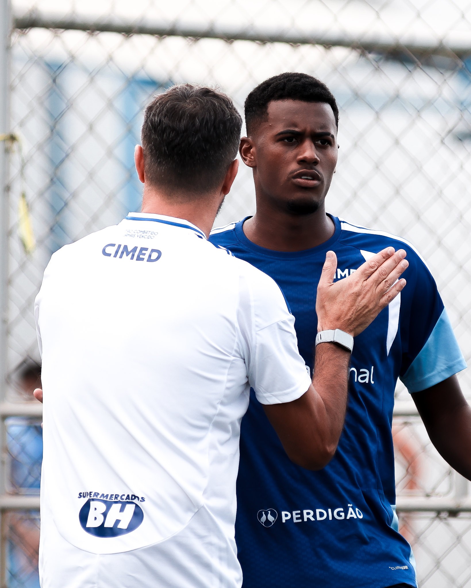 Bruno Alves ruma ao Norwich e deixa Cruzeiro em busca de novas alternativas defensivas