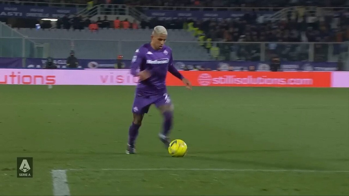 Juventus vira sobre a Fiorentina e faz história com 8º título seguido na  Itália