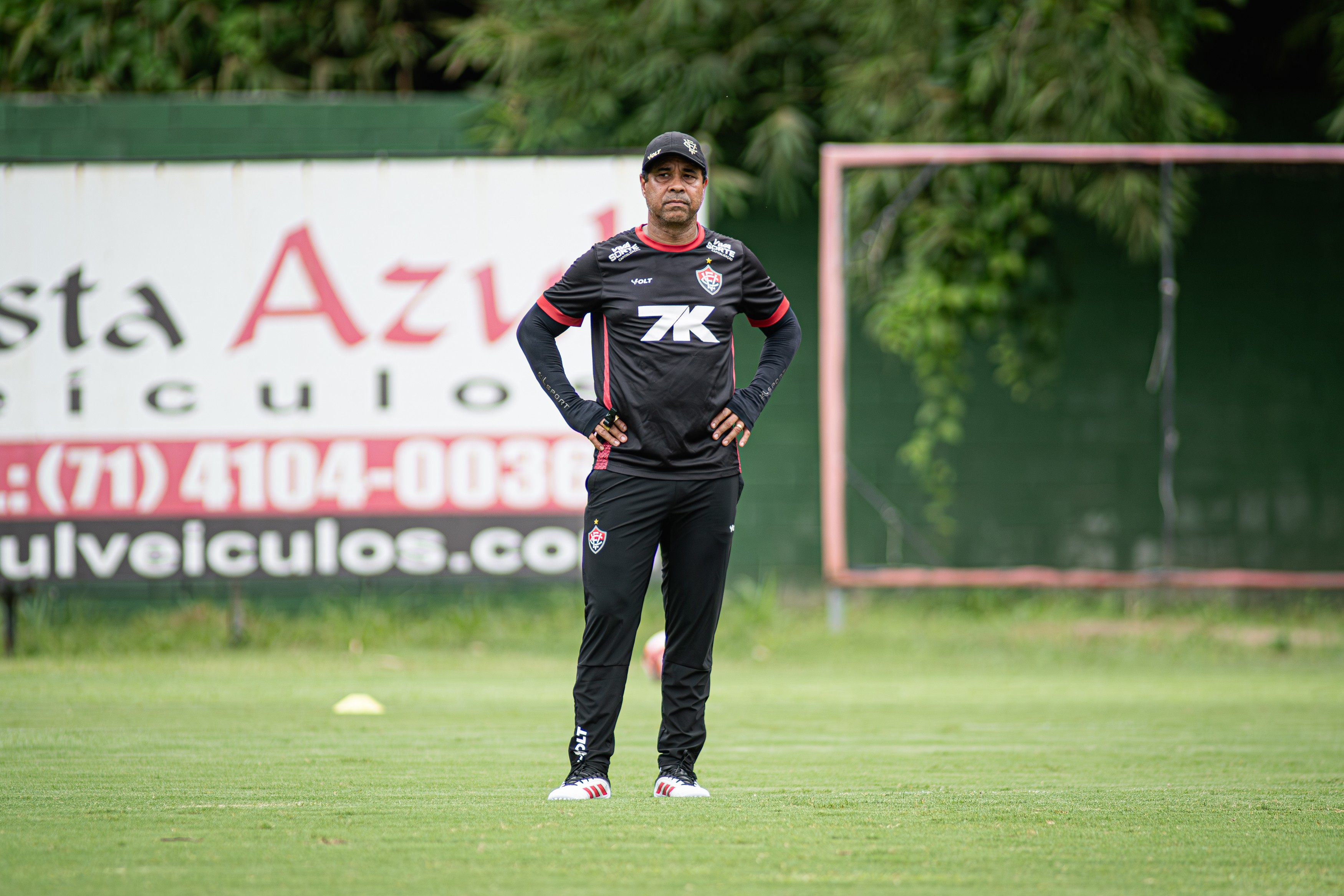 Vitória enfrenta Barcelona de Ilhéus com time alternativo no Baiano 2026