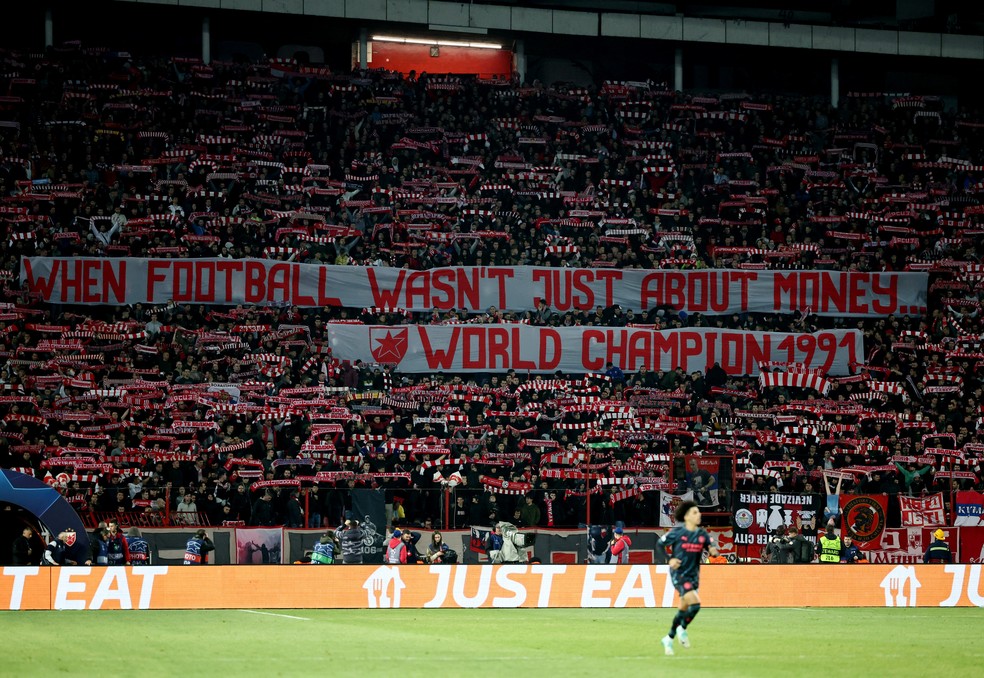 Não tem Mundial? Estrela Vermelha provoca City na Champions; veja, futebol  internacional