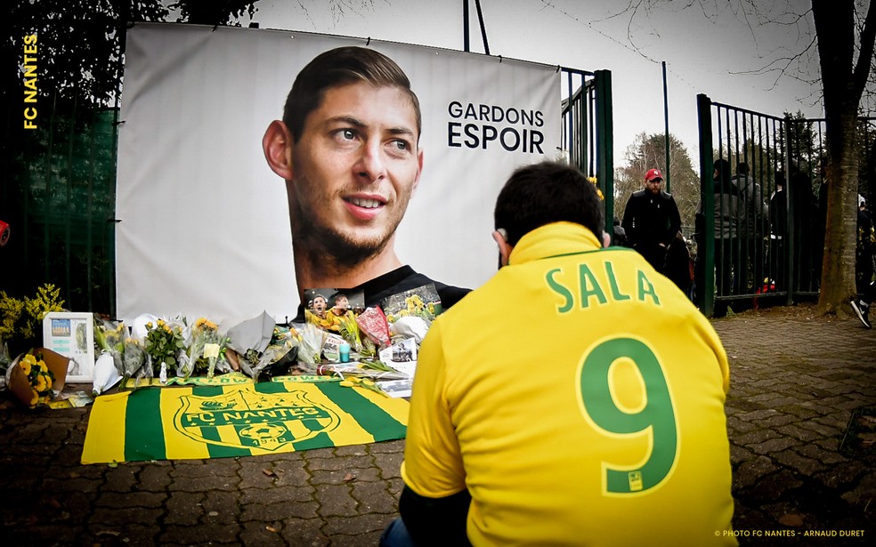 Após confirmação da morte, Nantes aposenta a camisa 9 de Emiliano Sala