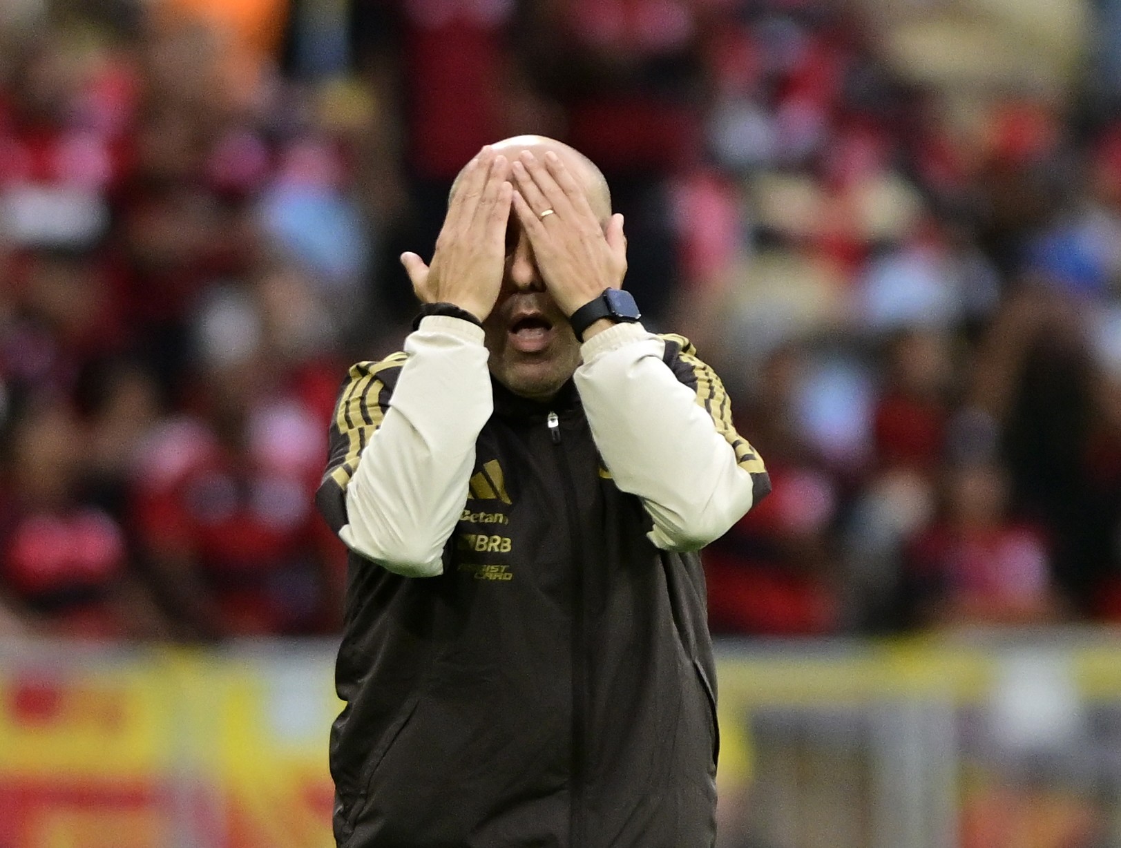 Flamengo cede empate ao Vasco no último lance e Leonardo Jardim admite falha