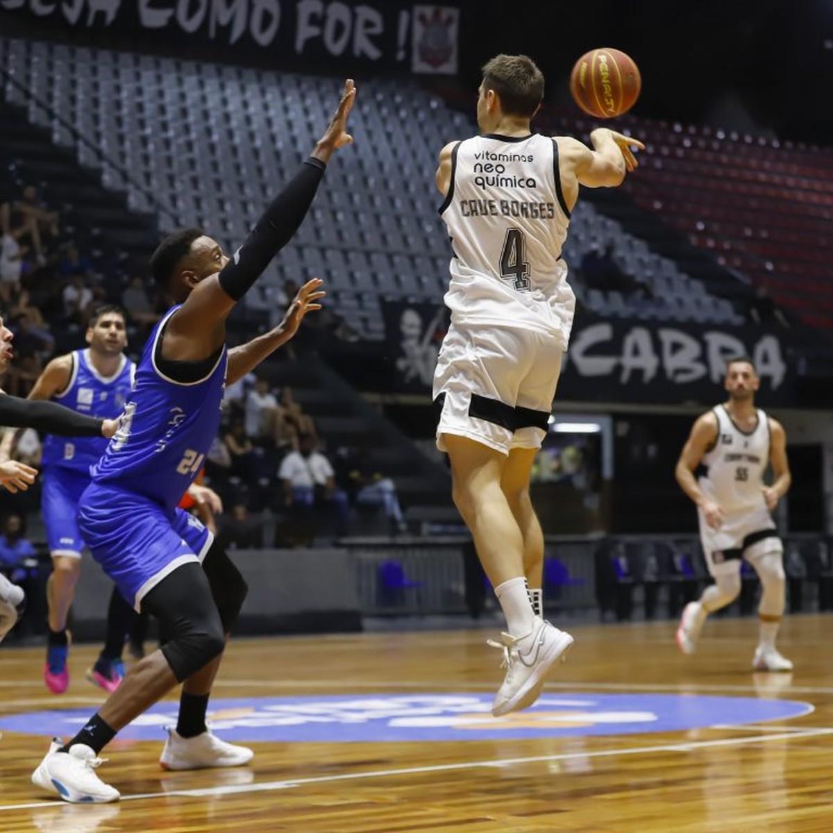 NBB: em jogo disputado, Corinthians é mais eficiente no fim e vence o Pato  Basquete, nbb