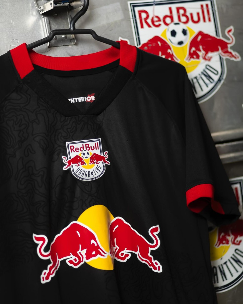 Bragantino lança nova versão do segundo uniforme — Foto: Reprodução/Redes Sociais