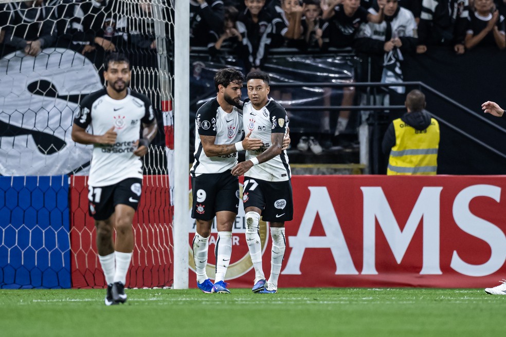 Gol de Lingard em Corinthians x Pe�arol � Foto: Jhony In�cio/ge