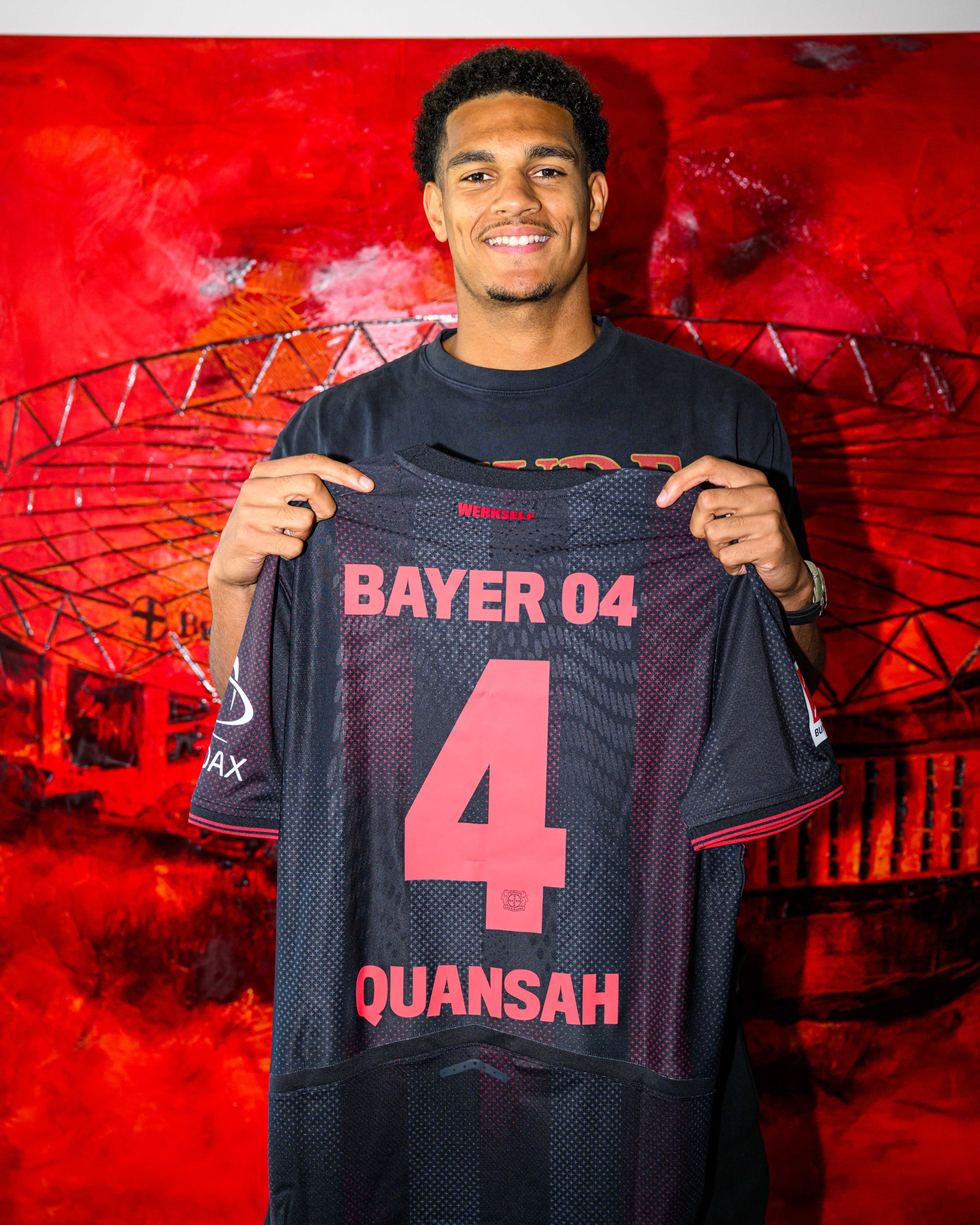Leverkusen contrata zagueiro do Liverpool por R$ 263 milhões