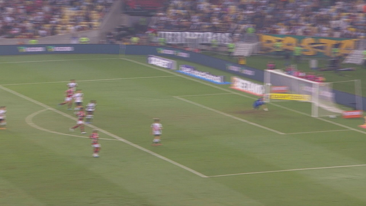 Flamengo goleia o Vasco pelo Campeonato Brasileiro