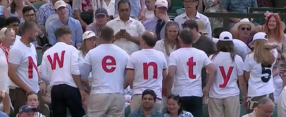 Fãs de Djokovic pedem 25º título
