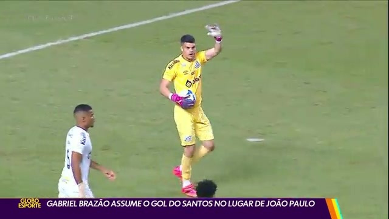 Gabriel Brazão assume o gol do Santos no lugar de João Paulo
