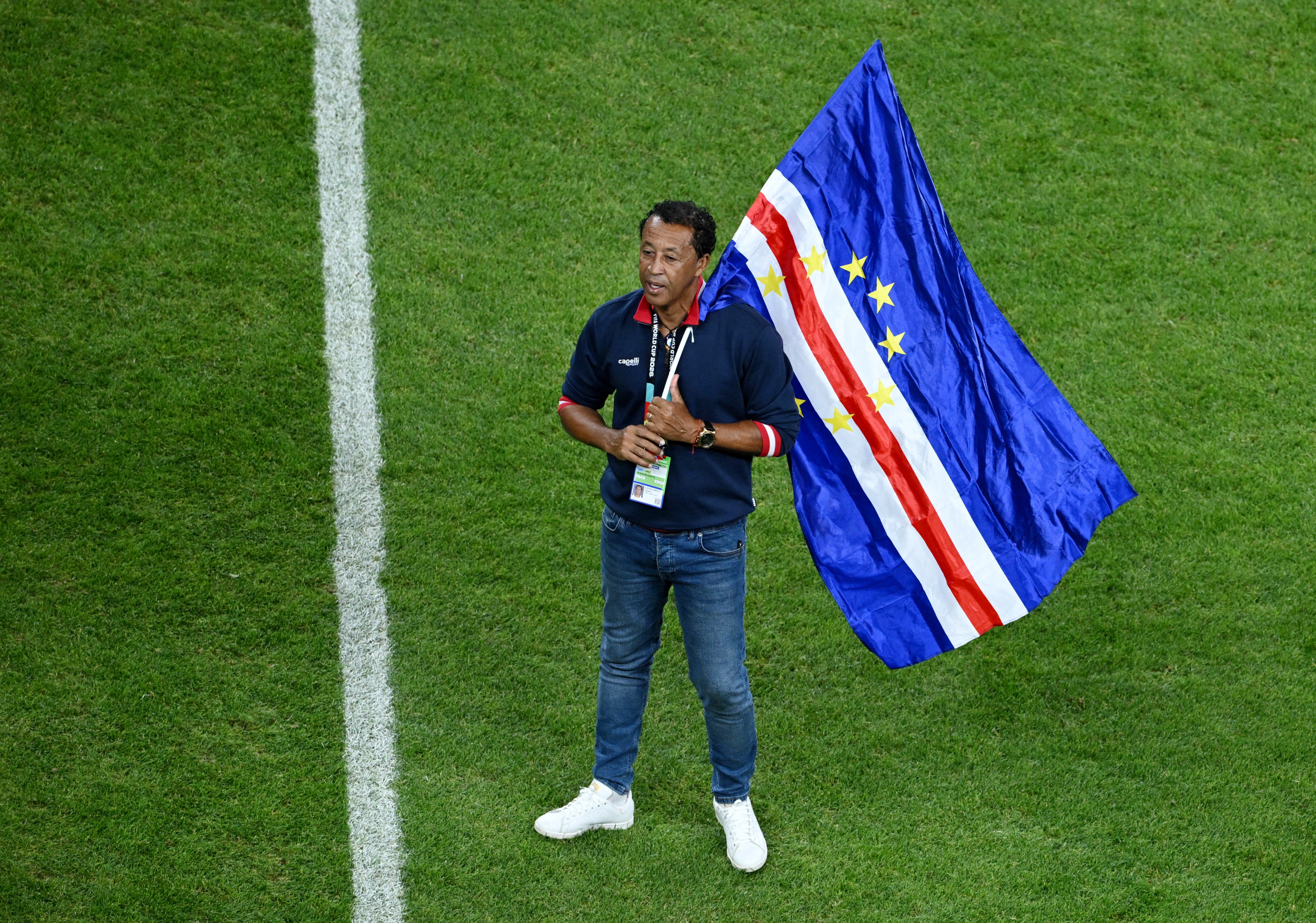 O mentor dos Tubarões: conheça o técnico de Cabo Verde, que tentará frear mais uma campeã mundial
