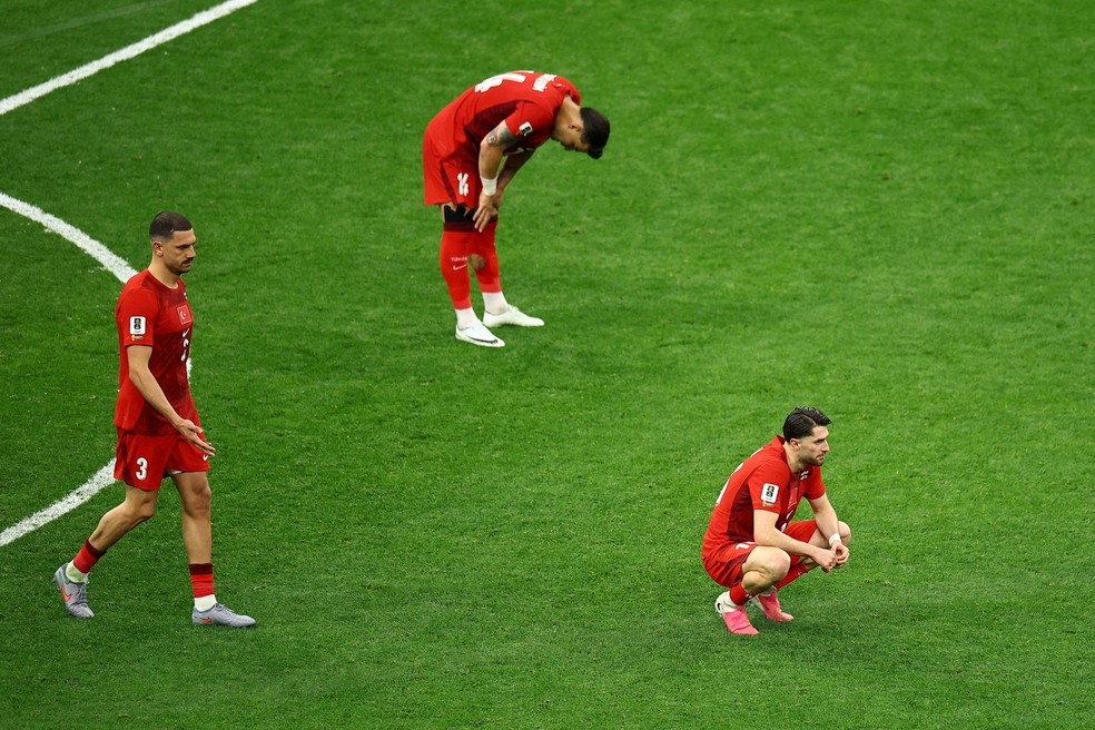 Turquia em campo após derrota na estreia
