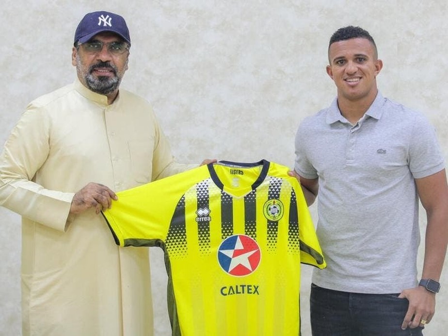 Rômulo deixa o Avaí e é anunciado pelo Al Ittihad Kalba, dos