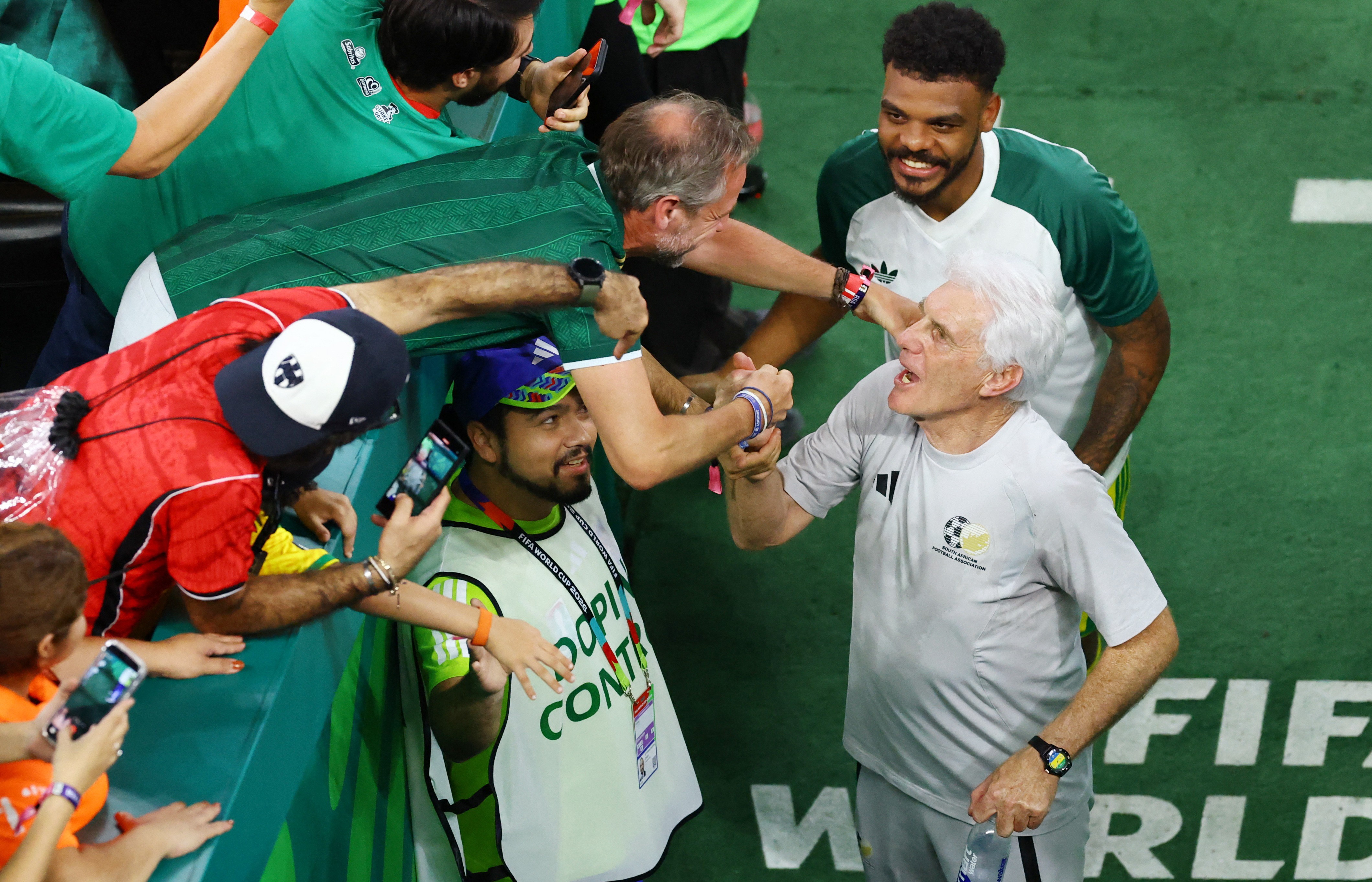 África do Sul faz história e avança às oitavas da Copa do Mundo