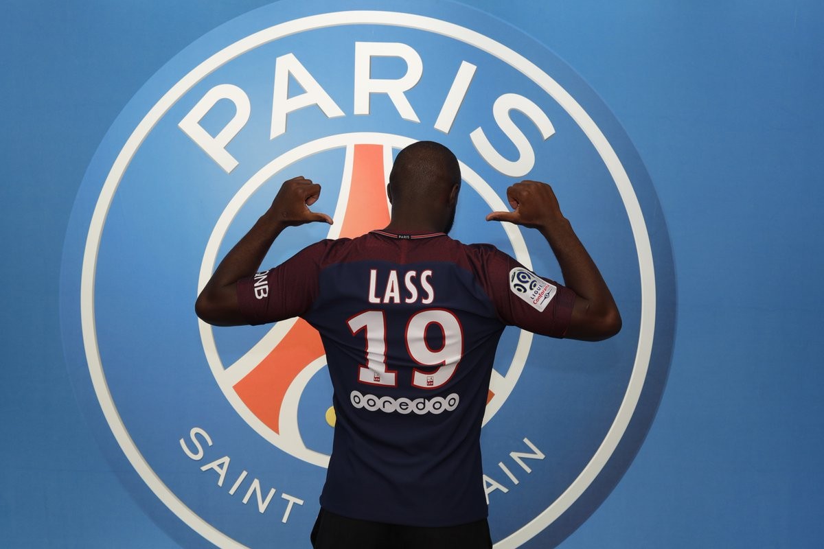Fifa anuncia que mudará regra de transferências após caso Lass Diarra | Ge