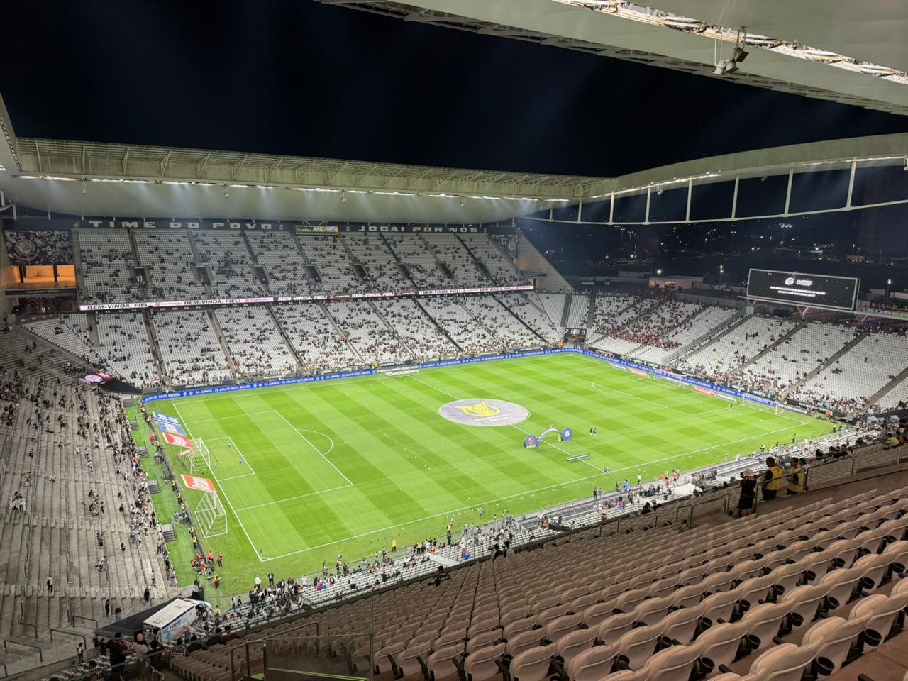 Ingressos para duelo entre Corinthians e Vasco já estão à venda, aguardando decisão sobre recurso