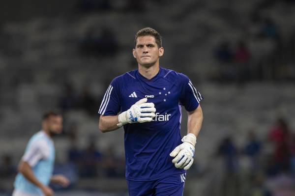 Cruzeiro encerra vínculo com goleiro Rafael Cabral