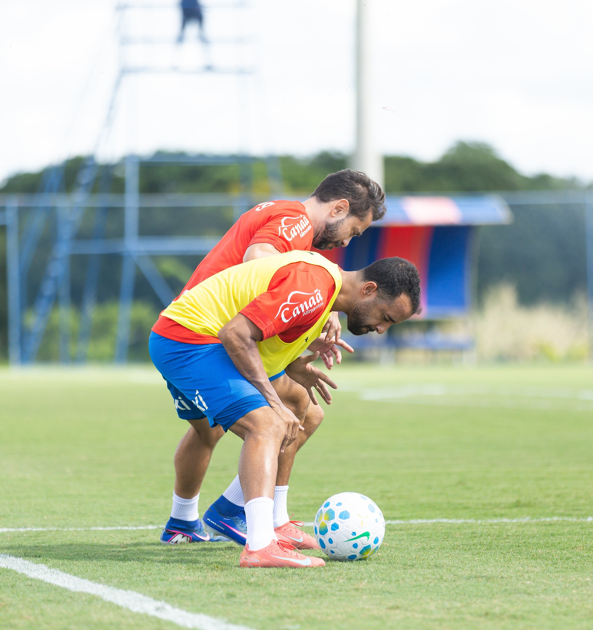 Caio Alexandre volta a trabalhar com bola em treino do Bahia | Ge