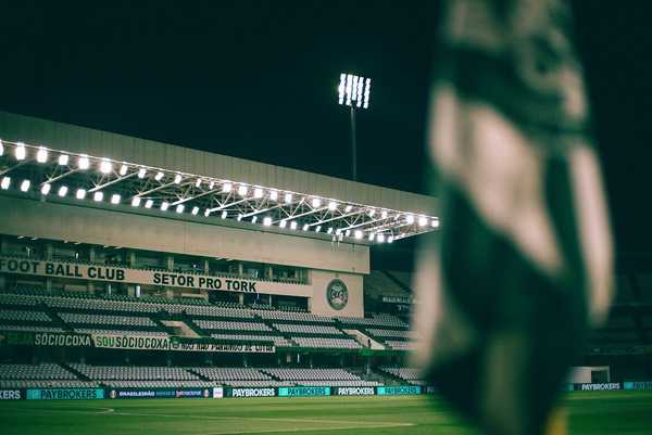 Coritiba x Botafogo-SP: onde assistir ao vivo, horário e escalações