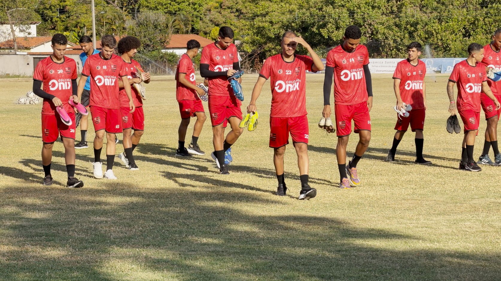 Jogadores do Flamengo-PI ameaçam suspensão dos treinos em protesto por salários atrasados