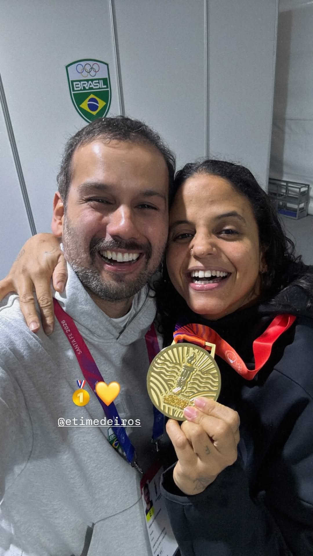 Natação brasileira estreia em Jogos Sul-Americanos com dez ouros e quatro recordes