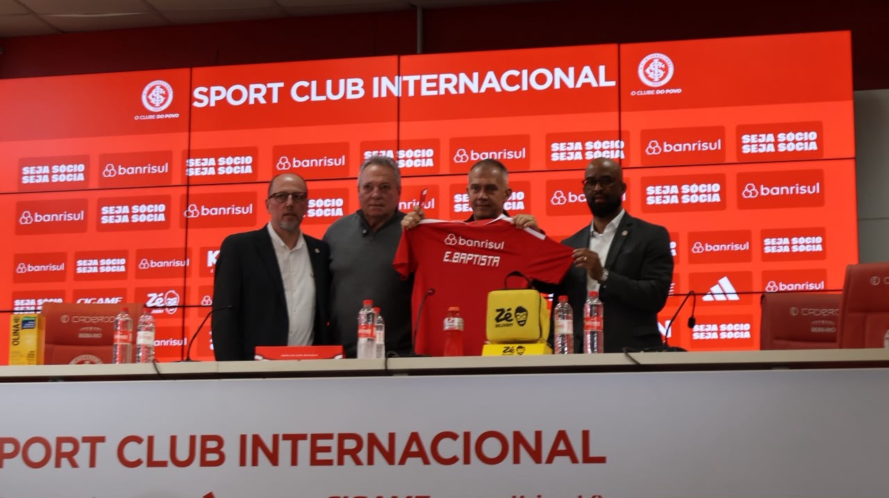 Eduardo Baptista minimiza rejeição da torcida do Inter e confia que pode evitar rebaixamento