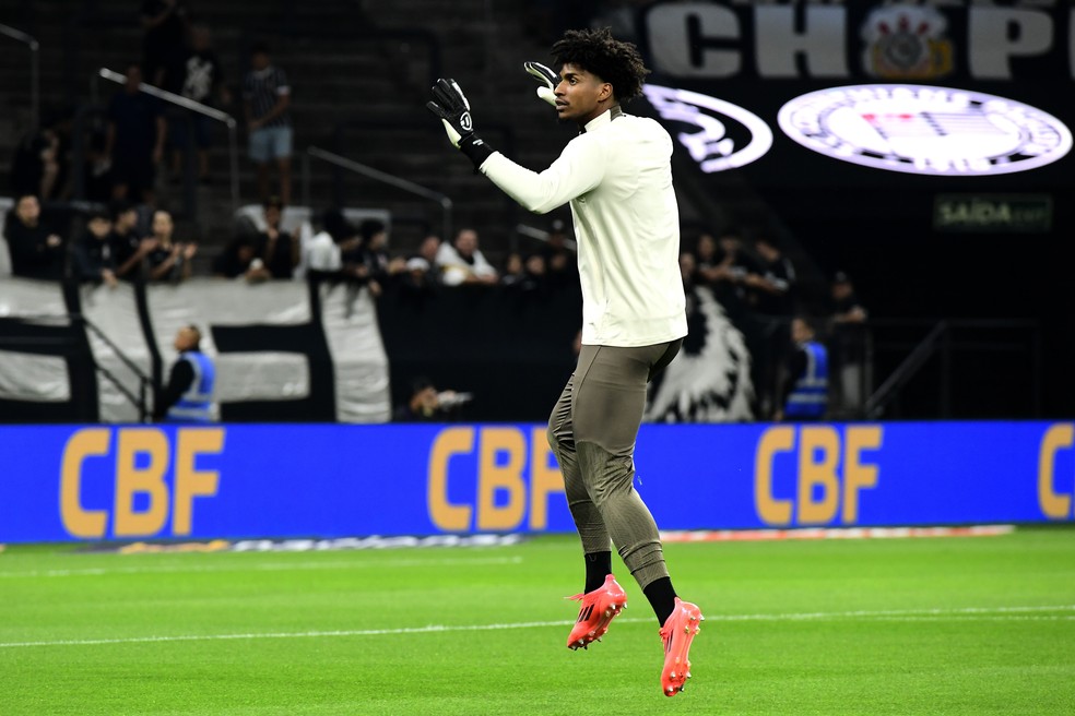 Hugo Souza em Corinthians x Athletico-PR — Foto: Rodrigo Coca/Agência Corinthians