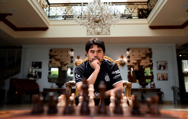 Como está o campeonato mundial de xadrez? Veja a reação de Ian