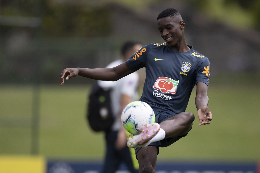 Luiz Henrique pela Sele��o � Foto: Lucas Figueiredo/CBF