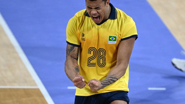 Darlan vibra em Itália x Brasil, nas Olimpíadas de Paris