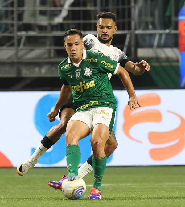 Árbitro Confirma Gol Inusitado de Fabinho no Dérbi entre Palmeiras e Corinthians