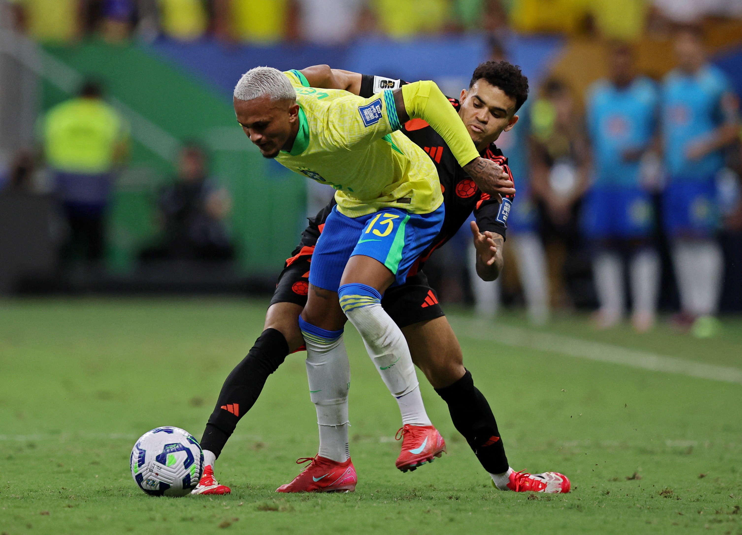 Avaliação dos jogadores do Flamengo durante a Data Fifa: lesões, estreias e elogios.