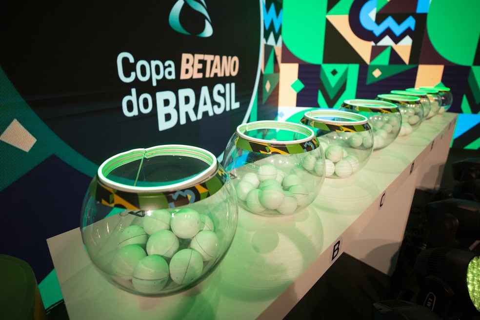 Copa 22: Confira o funcionamento do Clube em dias de jogos do Brasil -  SINDICATO DOS BANCÁRIOS DE CATANDUVA E REGIÃO