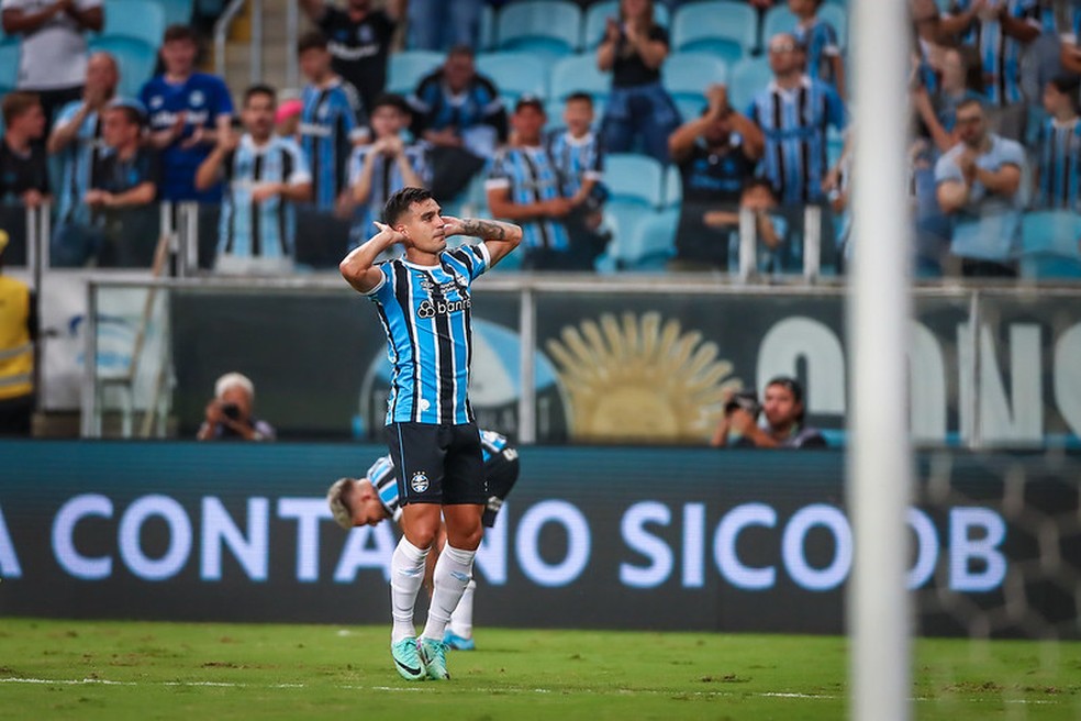 Cristaldo lidera o Grêmio pela arrancada na Libertadores — Foto: Lucas Uebel/Grêmio FBPA
